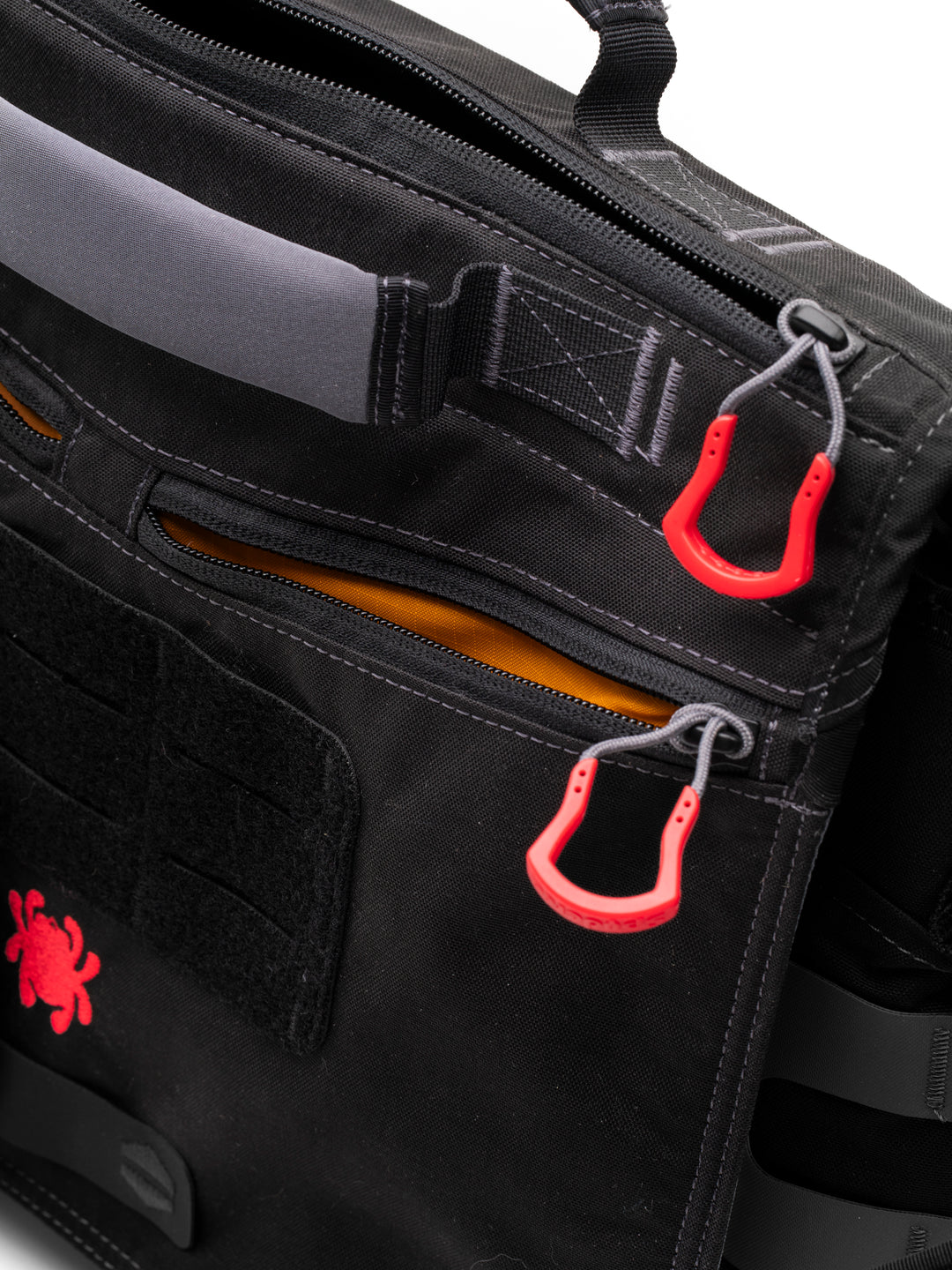 Spyderco X Vanquest® Envoy-13™ Messenger Bag BG01Internals