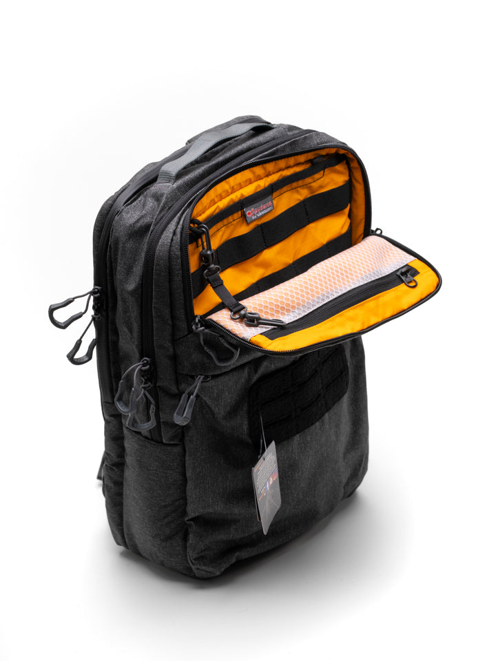 Spyderco X Vanquest® Addax-18™ Backpack BG03Internals