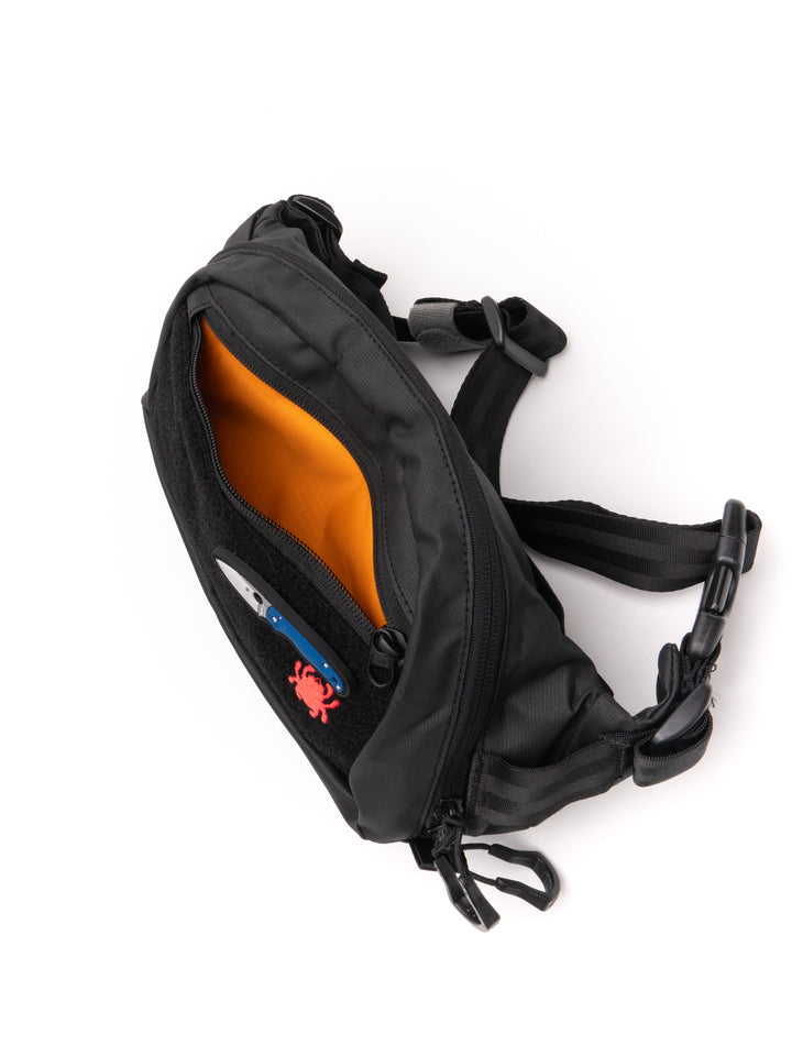 Spyderco X Vanquest® Dendrite™ Small Sling Bag BG05FrontPocket