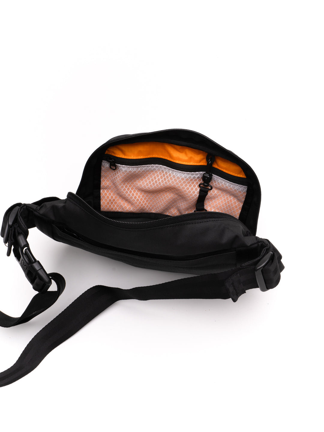 Spyderco X Vanquest® Dendrite™ Small Sling Bag BG05MainPack2