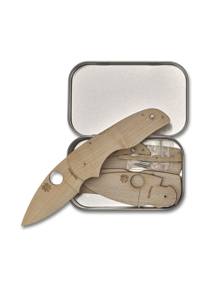 Spyderco Wooden Knife Kit WDKIT2_Open